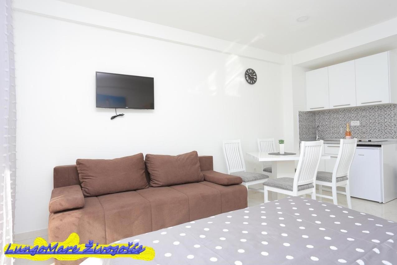 Apartmants Villa Lungo Mare Živogošće Екстериор снимка
