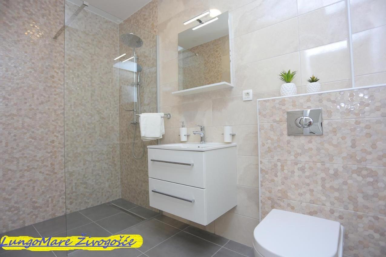 Apartmants Villa Lungo Mare Živogošće Екстериор снимка